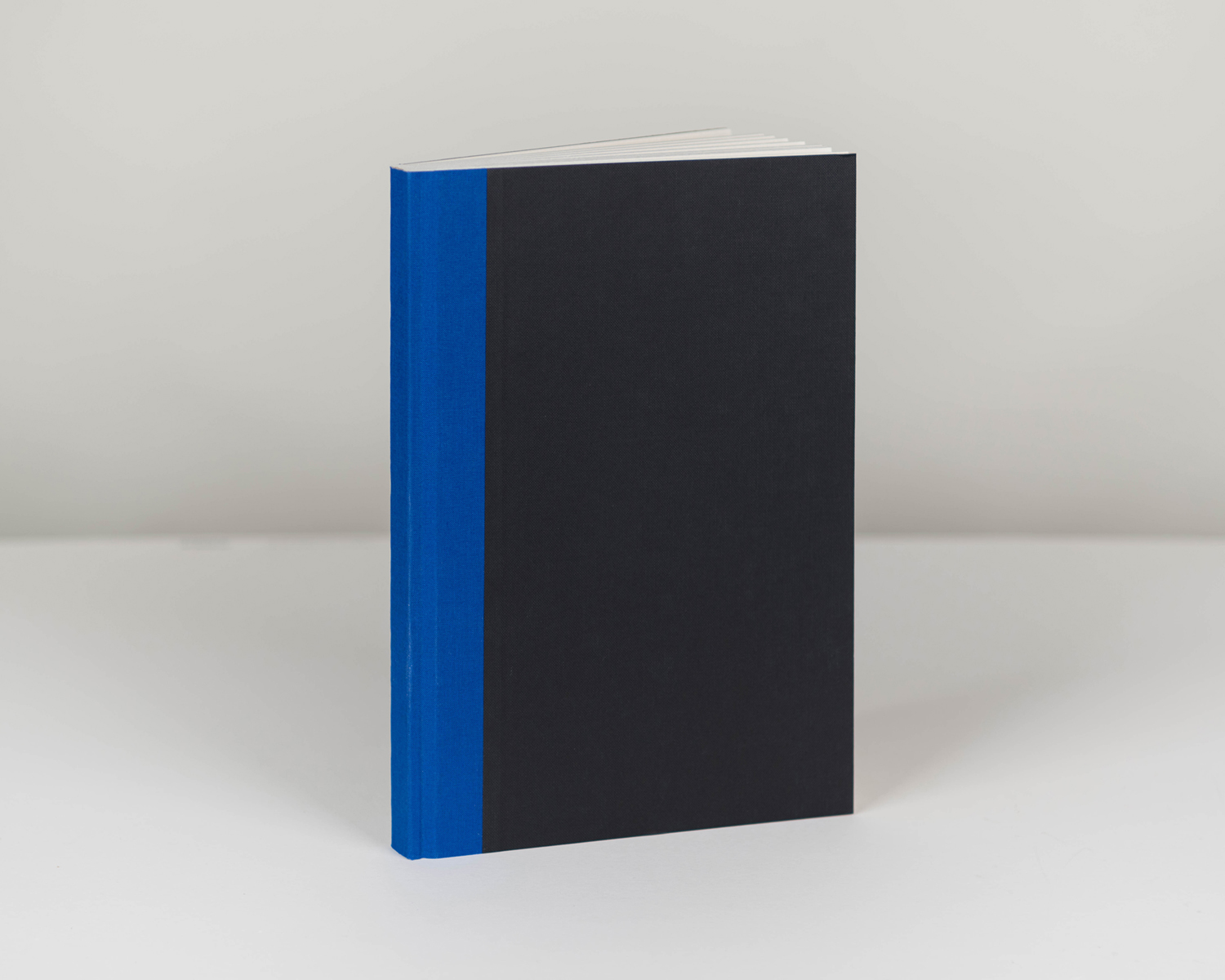 Blue A4 sketchbook (Textured)